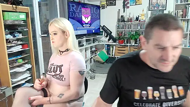 teddythebeer86 online show from May 2026 07:43:01 PM