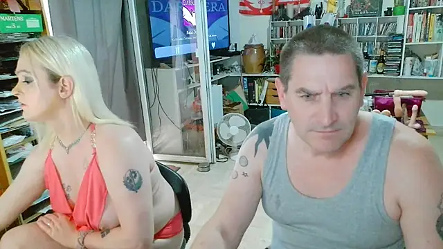 teddythebeer86 online show from June 2026 01:53:02 PM