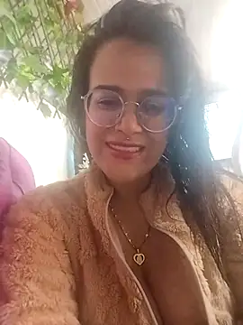 Snapshot of rochylinda chatting on April 2026 07:53:01 PM rochylinda online show from April 2026 07:53:01 PM