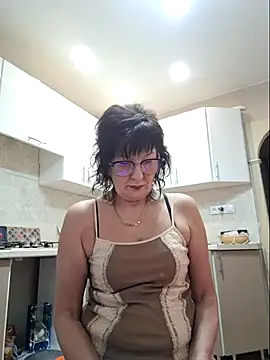 Snapshot of LaliaMia chatting on February 2025 04:27:02 AM LaliaMia online show from February 2025 04:27:02 AM