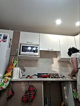 Snapshot of LaliaMia chatting on March 2025 03:55:02 AM LaliaMia online show from March 2025 03:55:02 AM