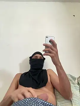 Snapshot of Couple_PlayHot_BR chatting on May 2026 02:46:02 PM Couple PlayHot BR online show from May 2026 02:46:02 PM