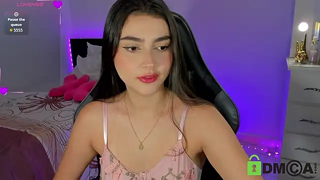 esmeralda le online show from July 2026 11:12:02 AM