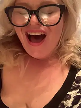 Love Lee xo online show from July 2026 11:38:01 AM