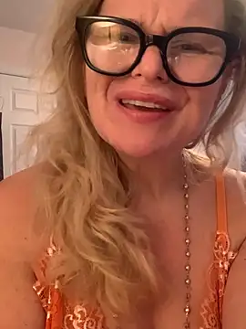 Love Lee xo online show from July 2026 11:03:01 AM