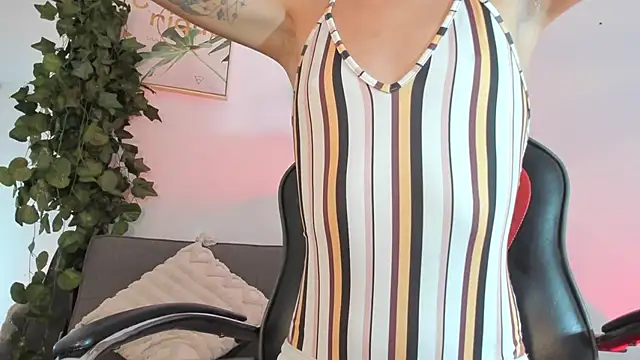 Maddie Ray online show from June 2026 02:34:02 PM