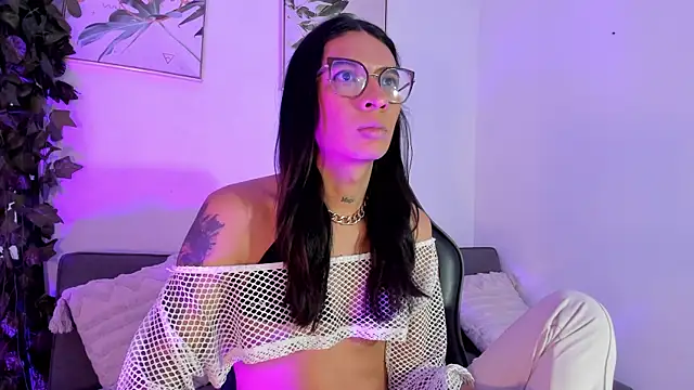 Maddie Ray online show from June 2026 03:07:01 AM