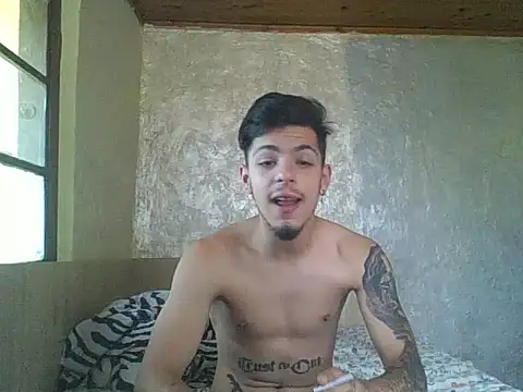 Snapshot of robertmrn112 chatting on May 2026 10:22:01 AM robertmrn112 online show from May 2026 10:22:01 AM
