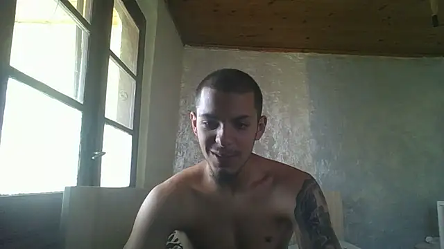 robertmrn112 online show from June 2026 02:01:01 PM