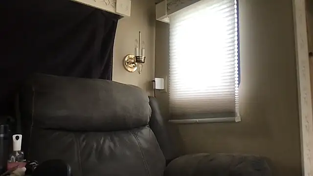Snapshot of GypsiiCornel chatting on April 2026 02:48:02 PM GypsiiCornel online show from April 2026 02:48:02 PM