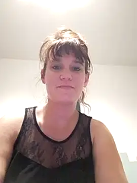 Maggie38 online show from May 2026 11:58:02 AM