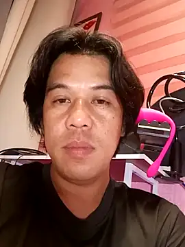 akiramoore online show from May 2026 12:22:01 PM