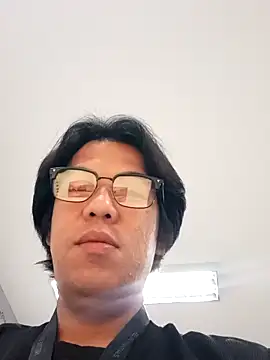 akiramoore online show from May 2026 01:23:02 AM