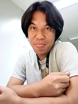 akiramoore online show from June 2026 02:13:02 AM