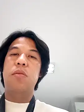 akiramoore online show from June 2026 07:00:01 AM