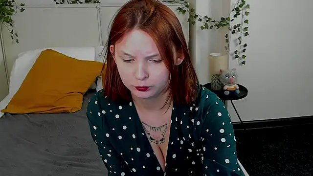 Charlotte Stee online show from June 2026 02:02:02 AM