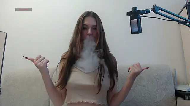 PunyKnee online show from July 2026 03:10:01 PM
