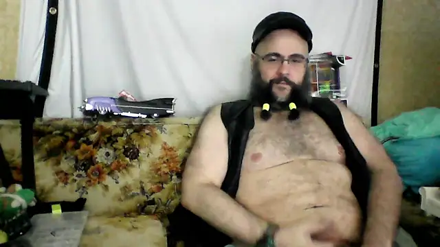 Snapshot of BriTheTopBear chatting on July 2026 03:23:01 AM BriTheTopBear online show from July 2026 03:23:01 AM