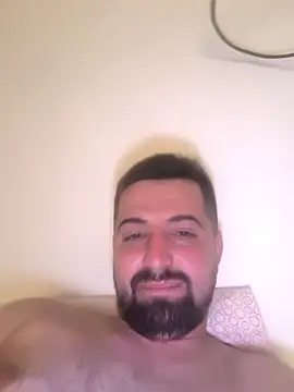 Snapshot of Attila2701 chatting on April 2026 07:58:01 PM Attila2701 online show from April 2026 07:58:01 PM