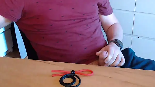 Snapshot of Seth-Pupille chatting on April 2026 07:08:01 AM Seth-Pupille online show from April 2026 07:08:01 AM