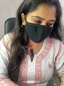 Snapshot of sarasofiaa_ chatting on June 2026 03:47:01 PM sarasofiaa online show from June 2026 03:47:01 PM