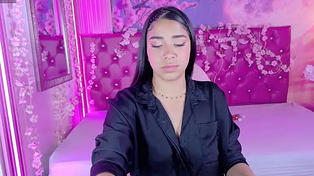 Taliasweet online show from June 2026 08:19:01 PM
