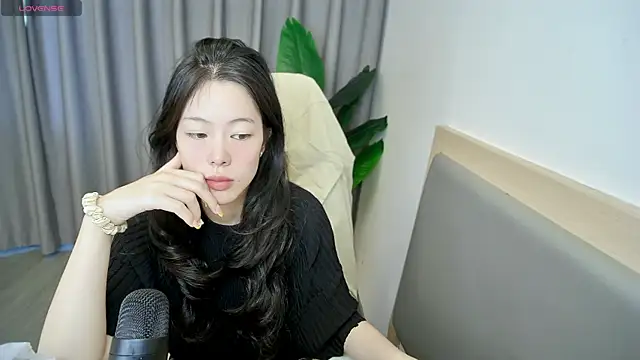 yizhixiaolulu online show from April 2026 06:13:01 AM