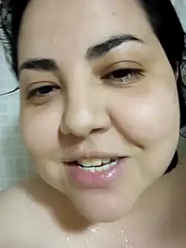 Monserratmontes online show from April 2026 02:54:01 PM