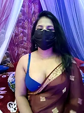 Snapshot of Hot_Alicee chatting on April 2026 05:55:01 PM Hot Alicee online show from April 2026 05:55:01 PM