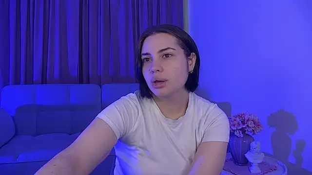 AdrianaToress online show from May 2026 05:13:02 AM