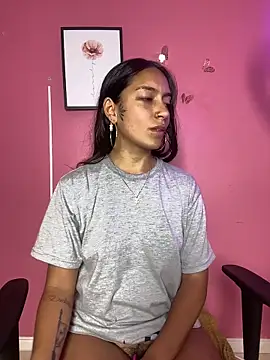 DulceLatinaxo online show from May 2026 09:52:02 PM