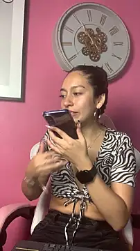 DulceLatinaxo online show from July 2026 07:13:01 PM