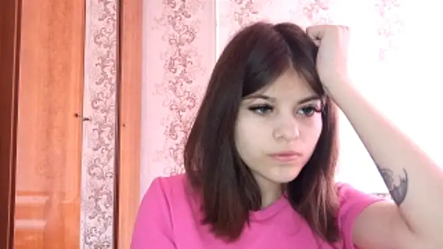 Mialikesun online show from April 2026 10:08:02 AM