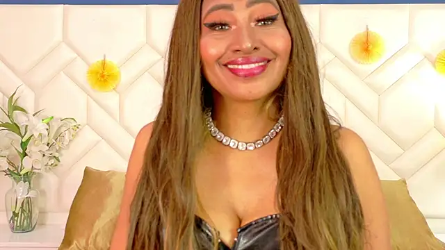 Kiara Parker  online show from June 2026 08:19:02 PM
