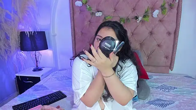 ROSELEI  online show from May 2026 04:31:02 AM