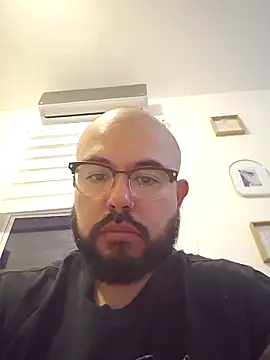 Snapshot of blvckmvtl chatting on April 2026 02:11:02 AM blvckmvtl online show from April 2026 02:11:02 AM