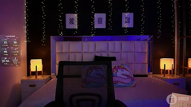aria bloomer online show from May 2026 04:04:02 PM
