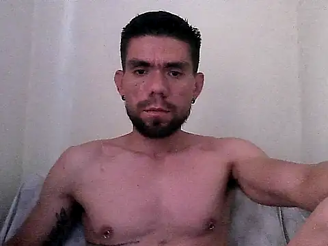 thomas2wood online show from June 2026 10:21:02 PM