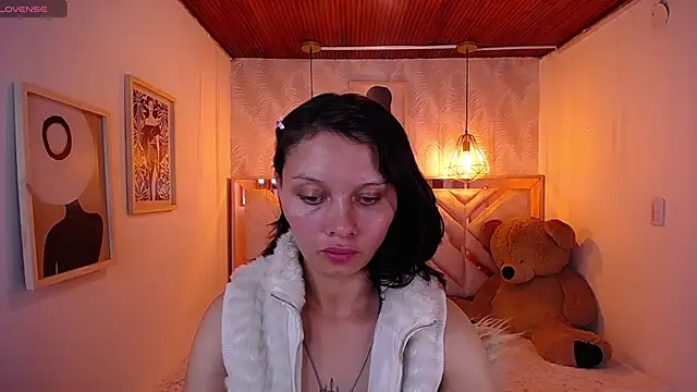 Snapshot of ahmy_ chatting on April 2026 08:06:01 PM ahmy online show from April 2026 08:06:01 PM