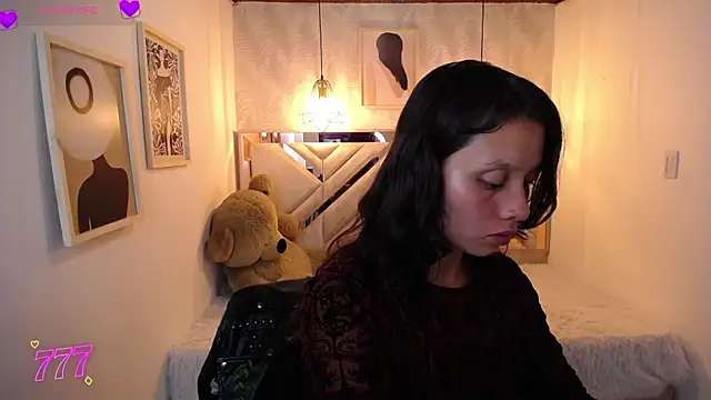 Snapshot of ahmy_ chatting on May 2026 07:52:02 PM ahmy online show from May 2026 07:52:02 PM