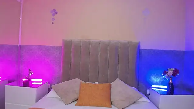 Snapshot of mafalda_sunset chatting on April 2026 12:54:01 PM mafalda sunset online show from April 2026 12:54:01 PM