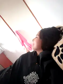 Sexy cloee outdoors online show from April 2026 05:57:01 PM