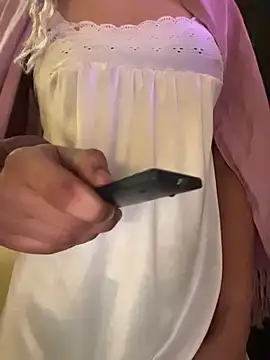 Blacktourmalinee online show from July 2026 11:50:01 AM