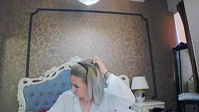 Ivy Quin online show from June 2026 04:35:02 AM