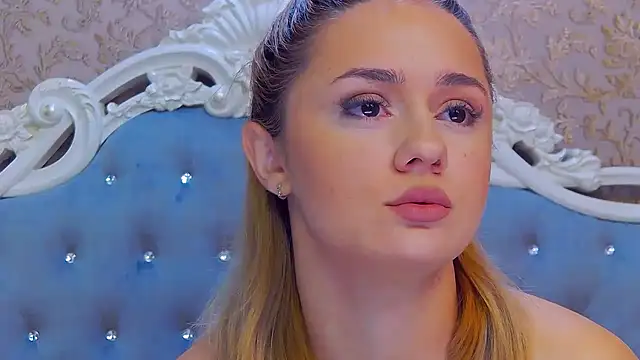 Ivy Quin online show from July 2026 05:00:02 AM