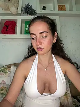 KarolDolly05 online show from July 2026 01:02:01 PM