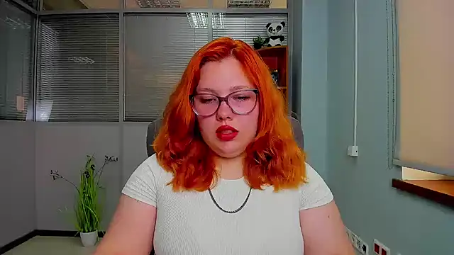 Aillia-Rous online show from June 2026 06:25:01 AM