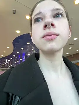 michelle lovique online show from May 2026 07:49:02 AM
