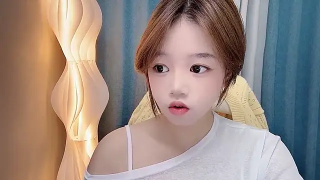 Lilababy00 online show from June 2026 05:42:02 AM