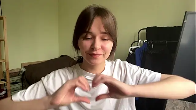 AngelTempt online show from April 2026 01:22:01 PM